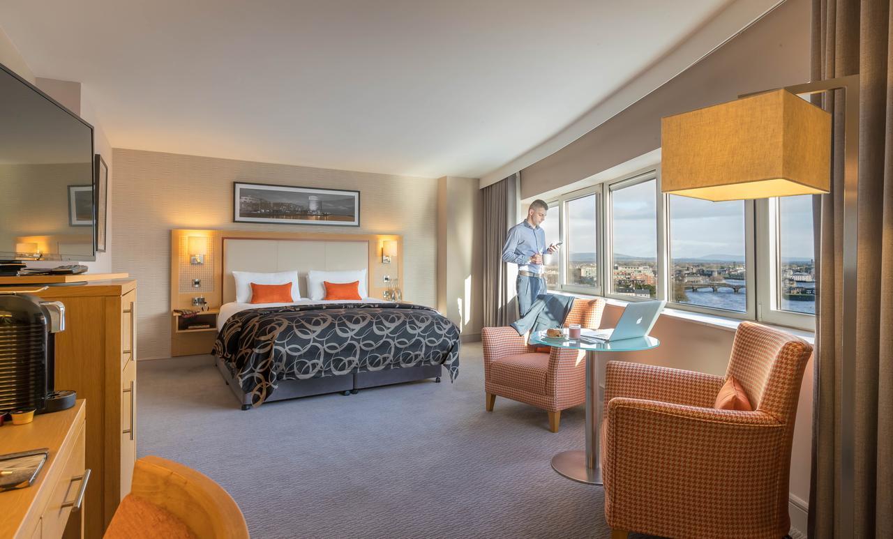 Clayton Hotel Limerick Junction Exteriér fotografie